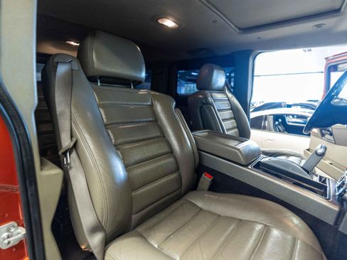 Used 2003 HUMMER H2 w/ Preferred Equipment Group AWD/4WD image 13
