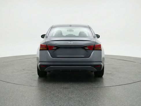 Used 2025 Nissan Altima 2.5 SV image 7