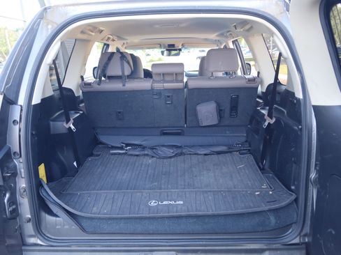 Certified 2023 Lexus GX 460 Premium w/ Premium Package AWD/4WD image 36