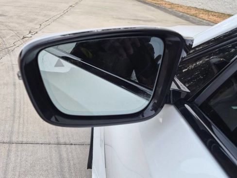 Used 2024 BMW M2 w/ Lighting Package image 29