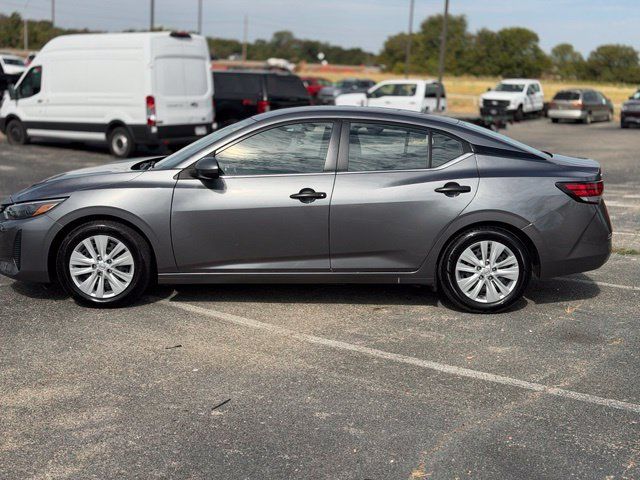 Used 2025 Nissan Sentra S FWD image 8