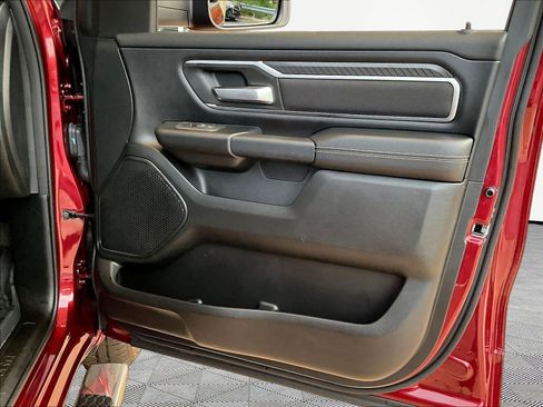 Used 2025 RAM 1500 Big Horn AWD/4WD image 29