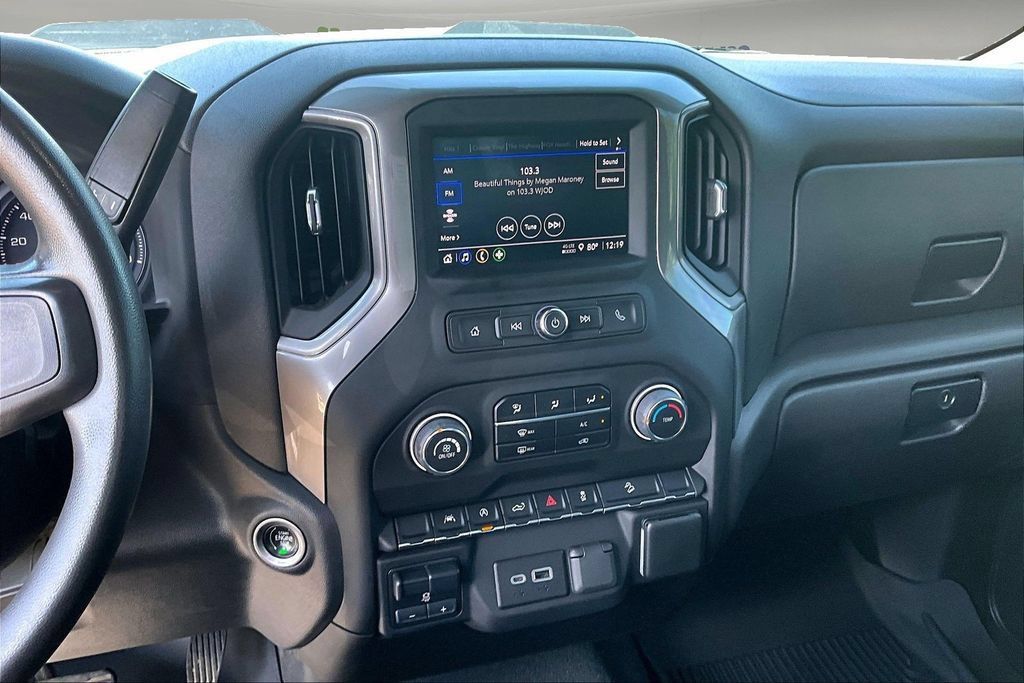 Used 2023 Chevrolet Silverado 1500 Custom Trail Boss w/ LPO, Dark Essentials Package AWD/4WD image 11