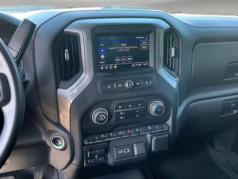 Used 2023 Chevrolet Silverado 1500 Custom Trail Boss w/ LPO, Dark Essentials Package AWD/4WD image 11