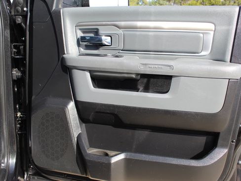 Used 2016 RAM 3500 Lone Star image 19