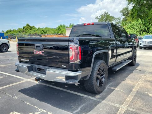 Used 2017 GMC Sierra 1500 SLT w/ SLT Premium Package AWD/4WD image 5