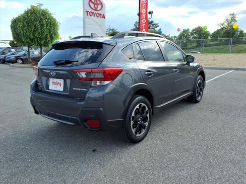 Used 2023 Subaru Crosstrek 2.0i Premium AWD/4WD image 4