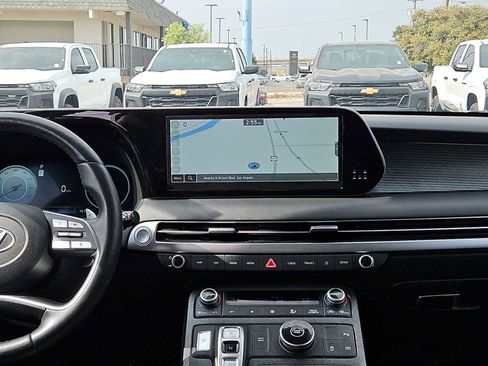 Used 2024 Hyundai Palisade Limited image 14
