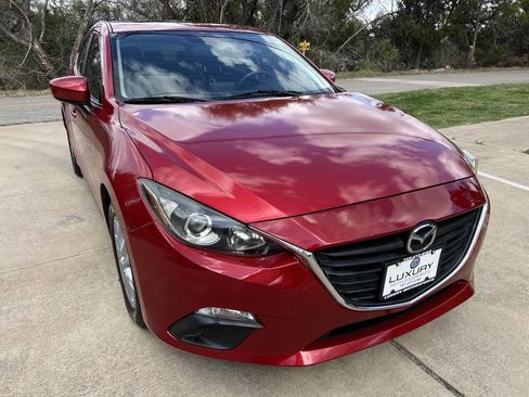 Used 2014 MAZDA MAZDA3 i Grand Touring image 2