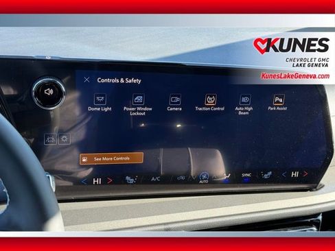 New 2026 Chevrolet Traverse LT w/ LPO, Floor Liner Package image 39