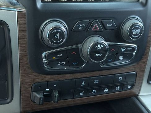 Used 2015 RAM 2500 Laramie w/ Protection Group AWD/4WD image 31