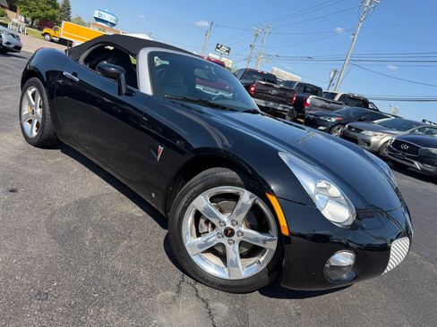 Used 2006 Pontiac Solstice Convertible w/ Premium Package RWD image 55