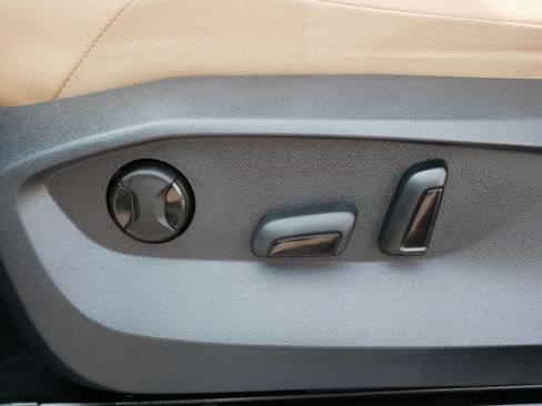 Certified 2023 Volkswagen Tiguan SE R-Line AWD/4WD image 20