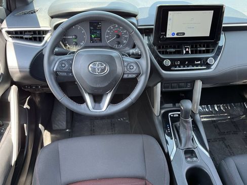 Used 2024 Toyota Corolla Cross AWD Hybrid image 10