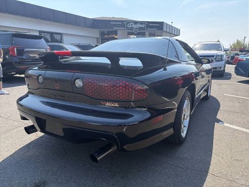 Used 2000 Pontiac Firebird Formula RWD image 3