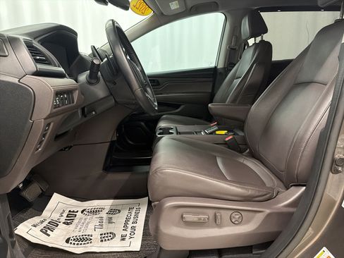 Used 2022 Honda Odyssey EX-L image 17