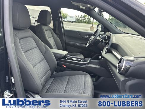 Used 2025 Chevrolet Equinox LT image 22