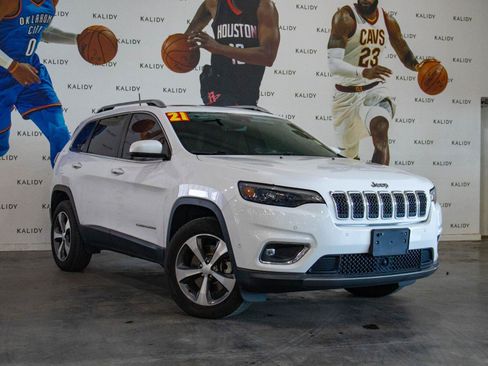 Used 2021 Jeep Cherokee Limited AWD/4WD image 2