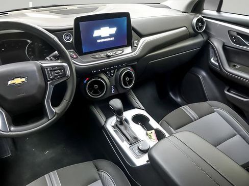 Used 2023 Chevrolet Blazer LT FWD image 13