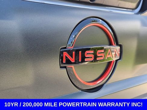 Used 2025 Nissan Frontier PRO-4X w/ Pro Convenience Package AWD/4WD image 15