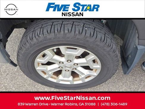 Used 2017 Nissan Titan SV RWD image 16