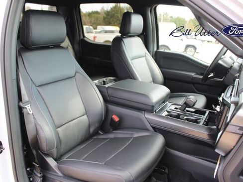 New 2025 Ford F150 Lariat w/ Equipment Group 501A Mid image 8