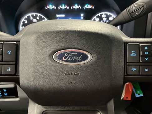 Used 2024 Ford F250 XLT AWD/4WD image 15