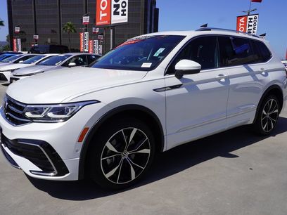 Used 2022 Volkswagen Tiguan SEL R-Line