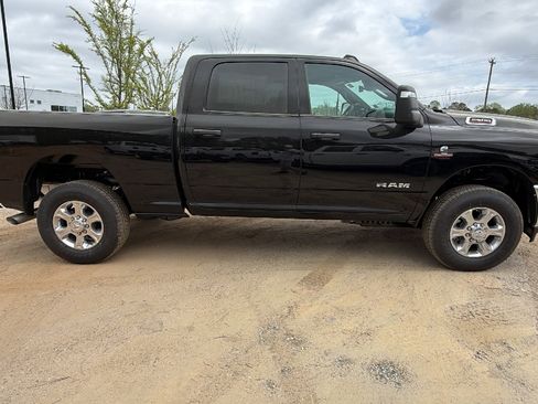 New 2026 RAM 2500 Big Horn AWD/4WD image 7