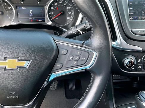 Used 2021 Chevrolet Equinox LT FWD image 12