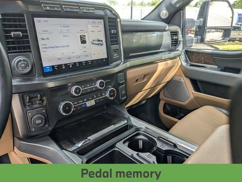 Used 2024 Ford F250 Lariat w/ Lariat Ultimate Package AWD/4WD image 37