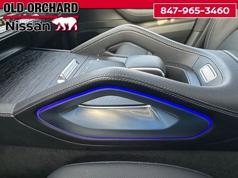 Used 2025 Mercedes-Benz GLE 350 4MATIC image 16
