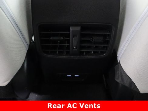 Certified 2025 Toyota Corolla Cross LE image 28