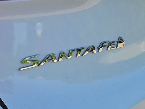 Used 2020 Hyundai Santa Fe SE AWD/4WD image 11
