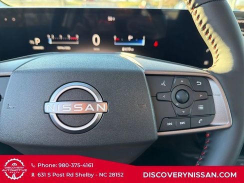 New 2026 Nissan Sentra SR w/ SR Premium Package FWD image 23