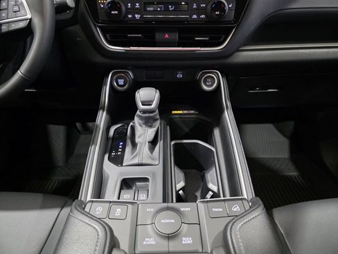 Used 2026 Toyota Grand Highlander XLE image 20