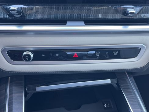 New 2026 BMW X7 xDrive40i image 6