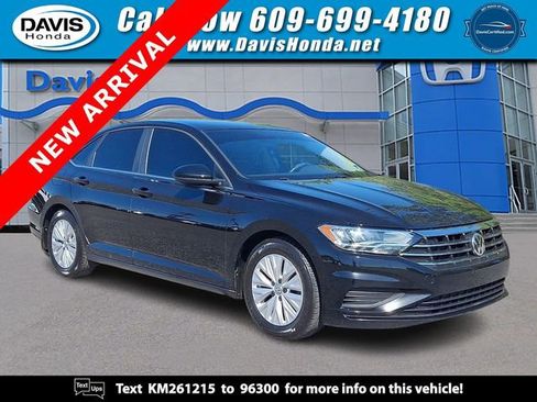 Used 2019 Volkswagen Jetta S w/ Driver Assistance Package FWD image 1