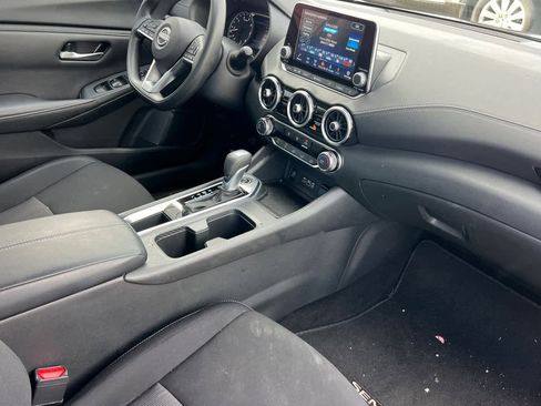 Used 2025 Nissan Sentra SV image 16