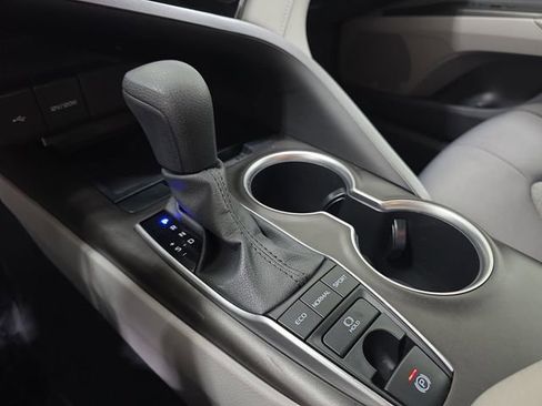 Certified 2023 Toyota Camry LE image 21