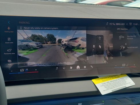 New 2025 BMW X3 xDrive30i w/ Premium Package image 24