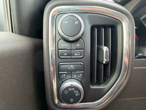 Used 2019 GMC Sierra 1500 SLE w/ SLE Value Package AWD/4WD image 18