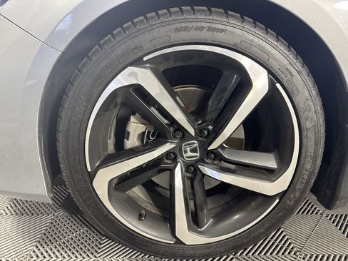 Used 2022 Honda Accord Sport image 12