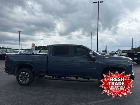 Used 2026 Chevrolet Silverado 2500 Custom w/ Custom Value Package AWD/4WD image 5