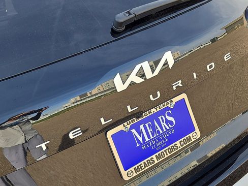 Used 2023 Kia Telluride SX FWD image 11