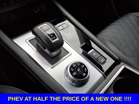 Used 2023 Mitsubishi Outlander SEL 40th Anniversary AWD/4WD image 20
