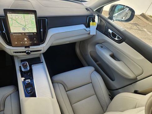 New 2026 Volvo XC60 B5 Ultra w/ Protection Package Premier AWD/4WD image 12