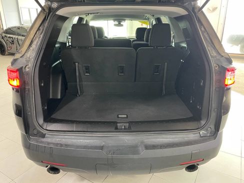 Used 2020 Chevrolet Traverse LS image 7