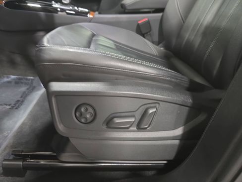 Used 2023 Audi Q5 2.0T Premium w/ Convenience Package AWD/4WD image 27