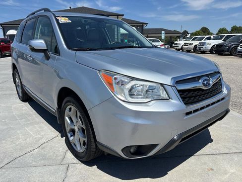 Used 2016 Subaru Forester 2.5i Touring w/ Eyesight & Navigation System image 2
